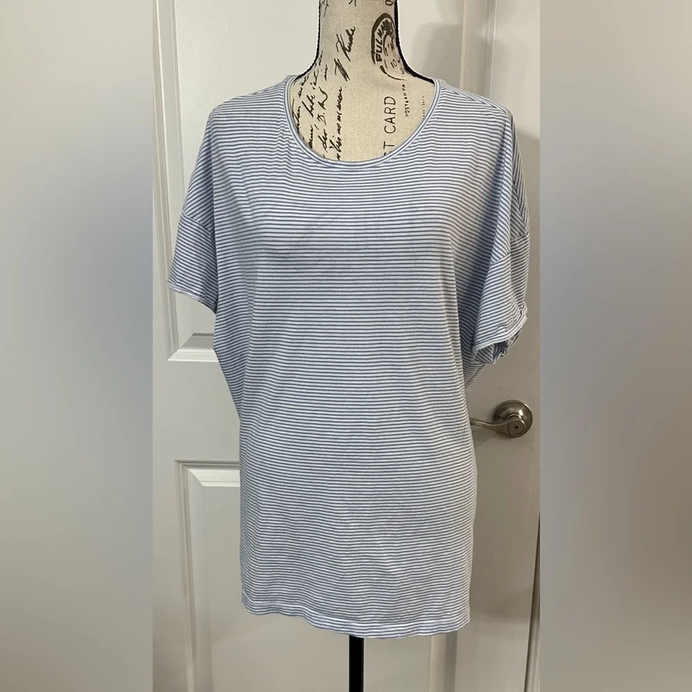 💙 Terra & Sky Women’s Crewneck Tee – Oxford Blue Stripe, Plus Size 1X  💙 - Picture 2 of 10